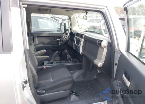 2007 Toyota Fj Cruiser z USA, uszkodzony, nr VIN JTEBU11F170093249